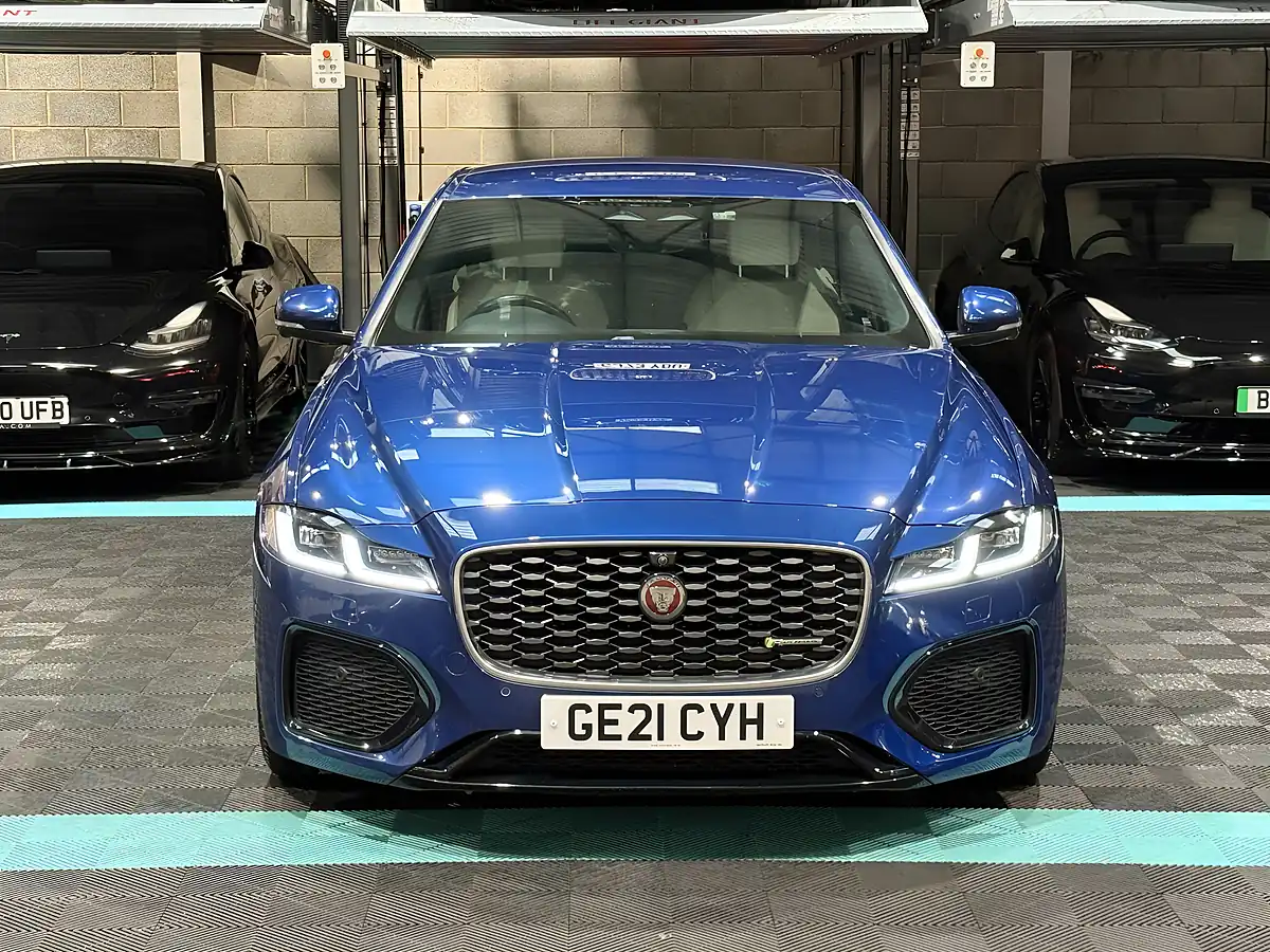 Used 2021 Jaguar Xf R-Dynamic S Blue - Interior and Exterior details 4