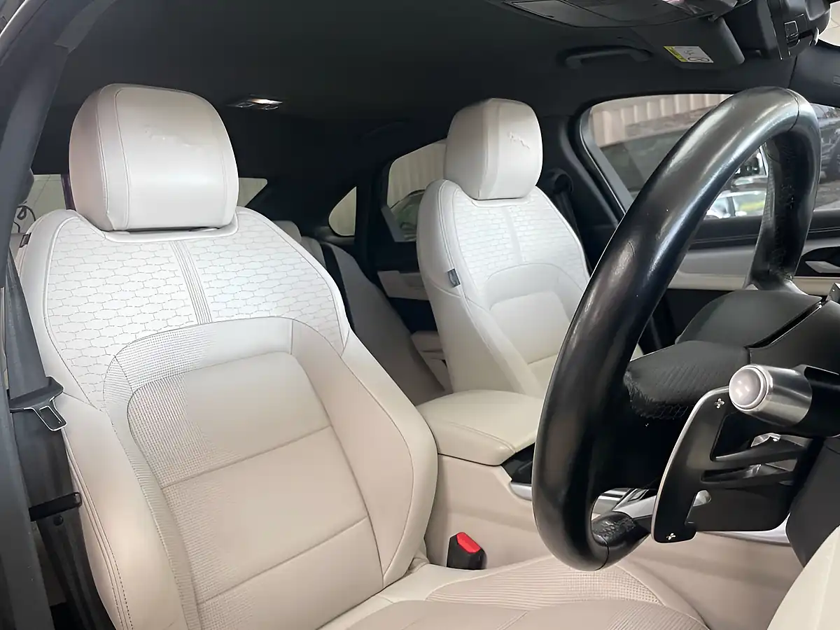 Used 2021 Jaguar Xf R-Dynamic Se British Racing Green - Interior and Exterior details 12