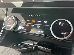 Used 2021 Jaguar Xf R-Dynamic Se British Racing Green - Interior and Exterior details 17
