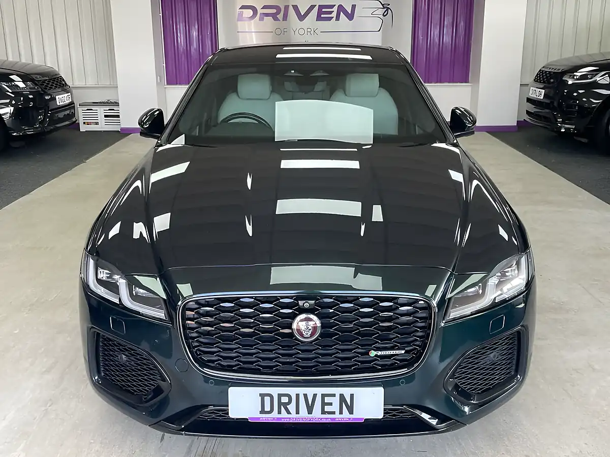 Used 2021 Jaguar Xf R-Dynamic Se British Racing Green - Interior and Exterior details 5