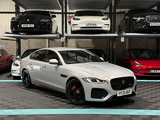 2021 Jaguar XF R-Dynamic SE 2.0 D200