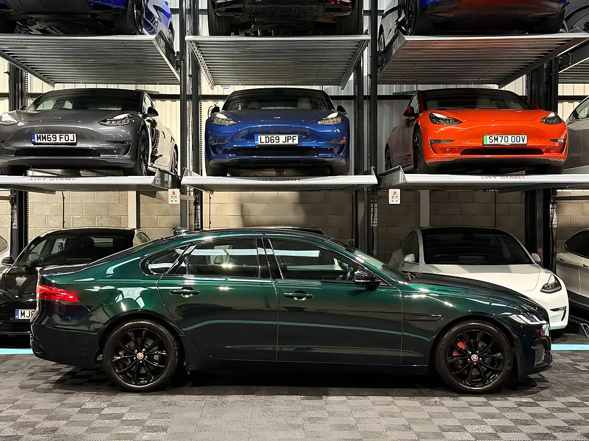Used 2021 Jaguar Xf S Green - Interior and Exterior details 10