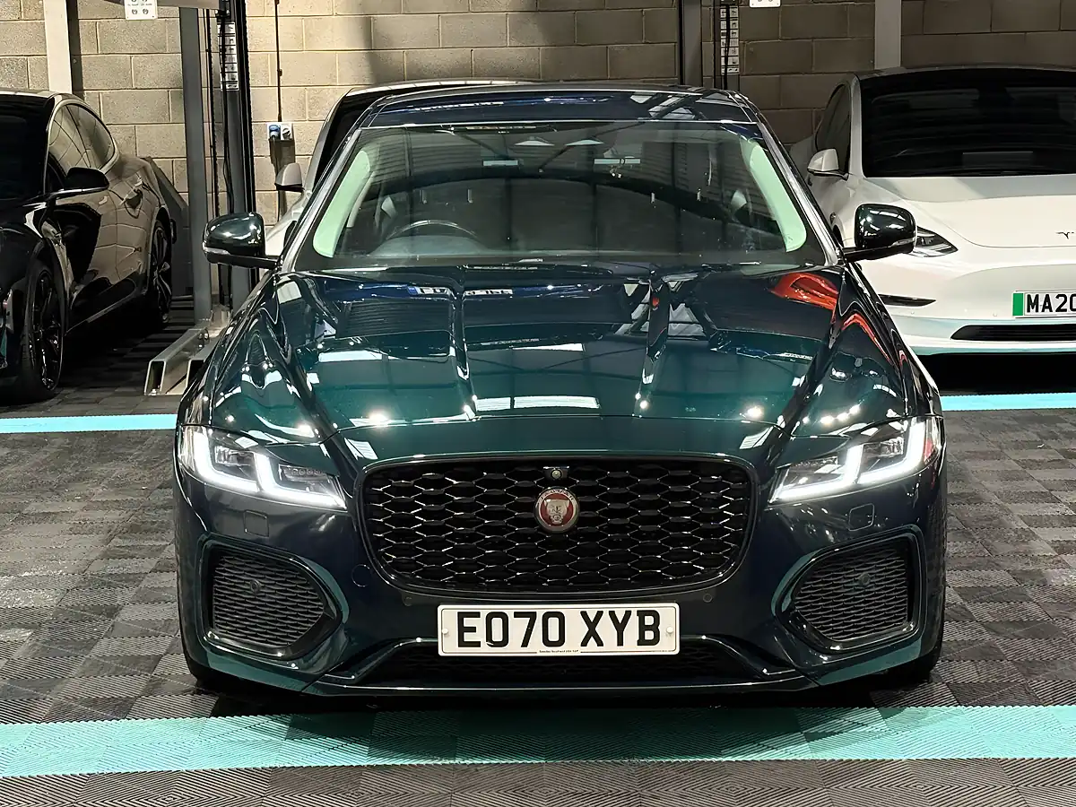 Used 2021 Jaguar Xf S Green - Interior and Exterior details 4