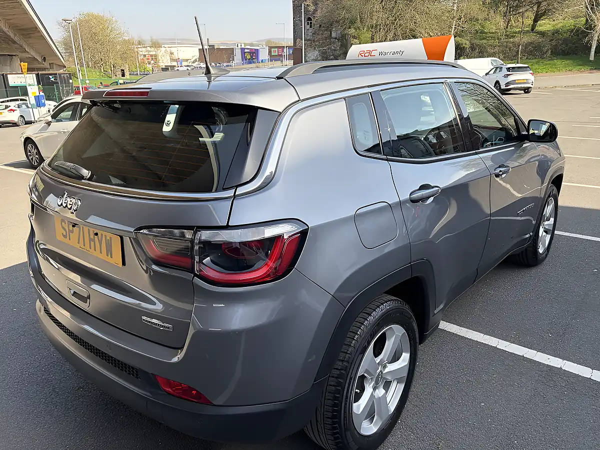 Used 2021 Jeep Compass Longitude Grey - Interior and Exterior details 11