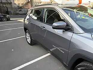 Used 2021 Jeep Compass Longitude Grey - Interior and Exterior details 8
