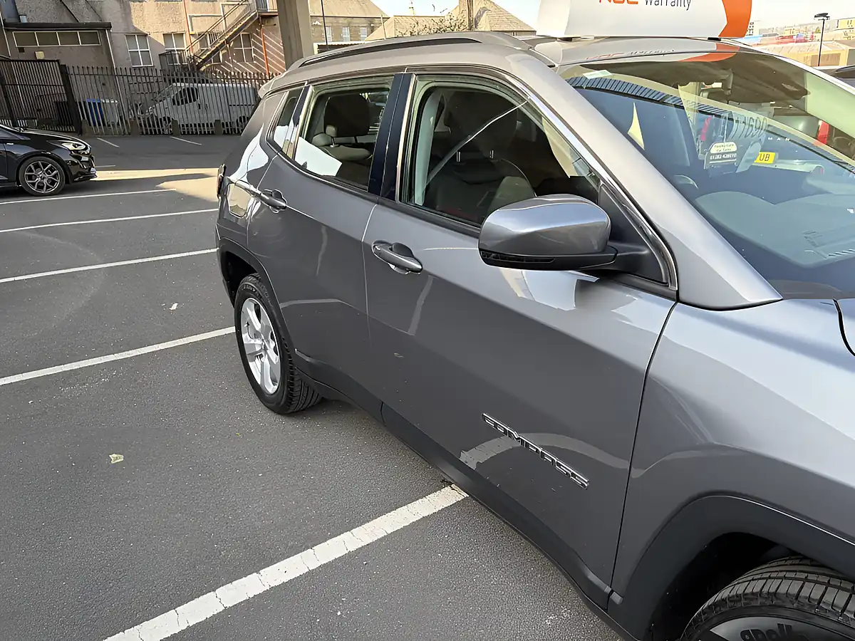 Used 2021 Jeep Compass Longitude Grey - Interior and Exterior details 8