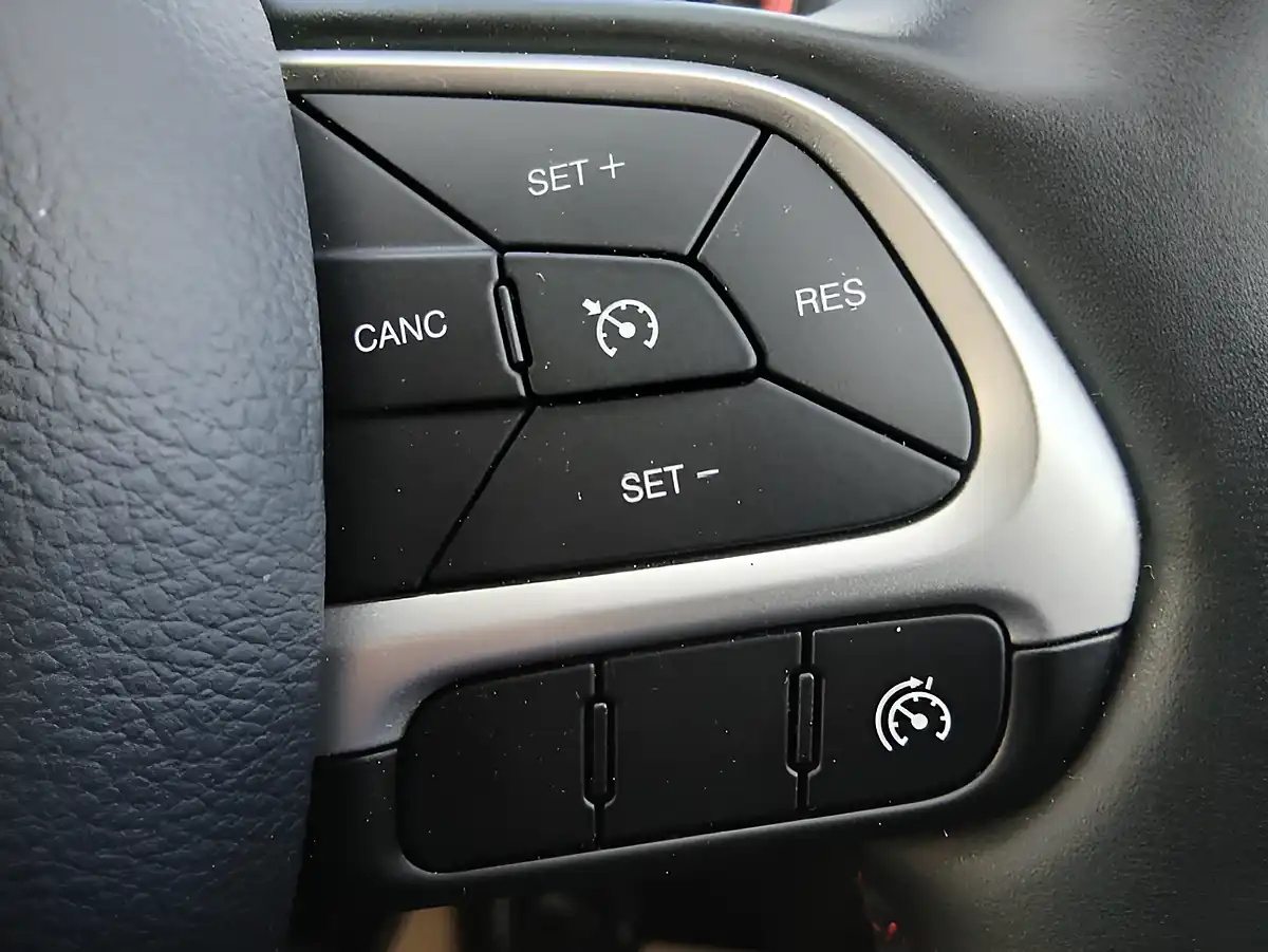 Used 2021 Jeep Compass Trailhawk Red - Interior and Exterior details 8