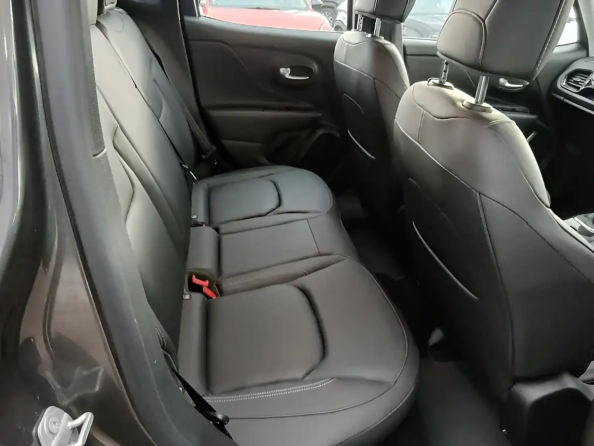 Used 2021 Jeep Renegade Limited Grey - Interior and Exterior details 13