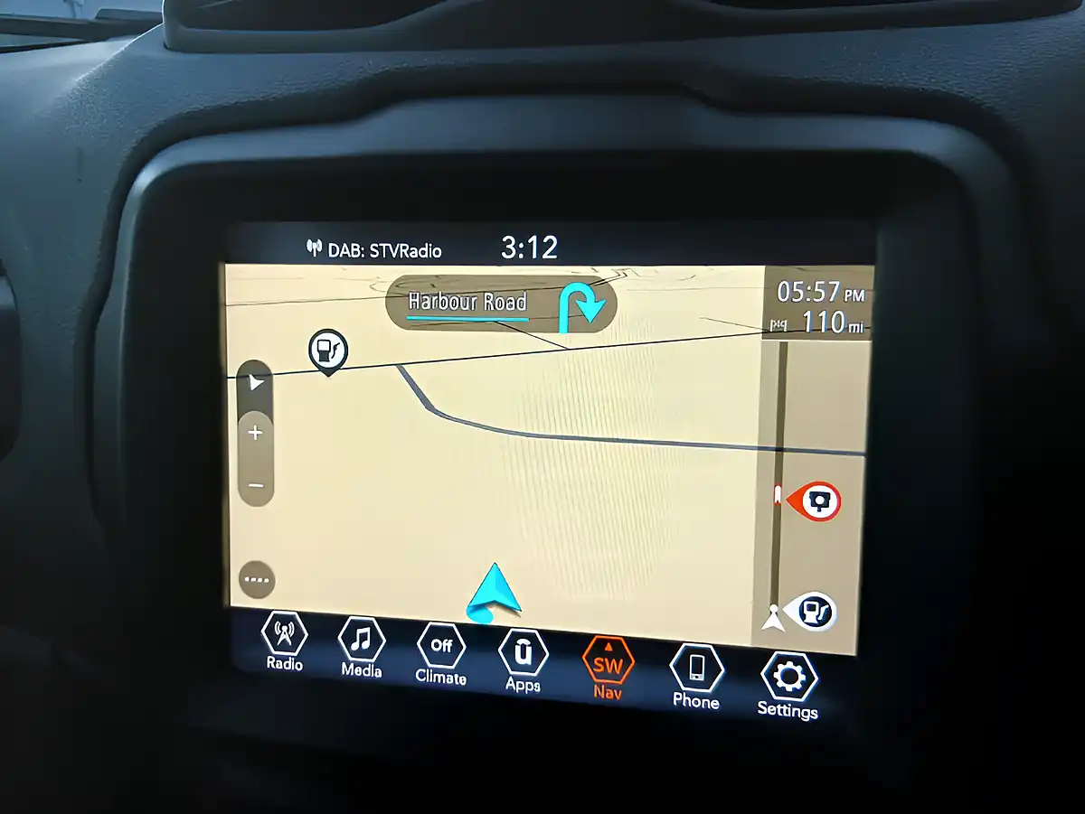 Used 2021 Jeep Renegade Limited Grey - Interior and Exterior details 17