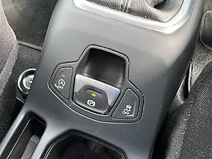 Used 2021 Jeep Renegade Night Eagle White - Interior and Exterior details 8