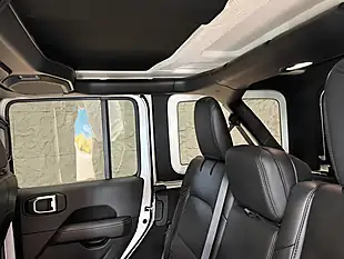 Used 2021 Jeep Wrangler Overland White - Interior and Exterior details 20