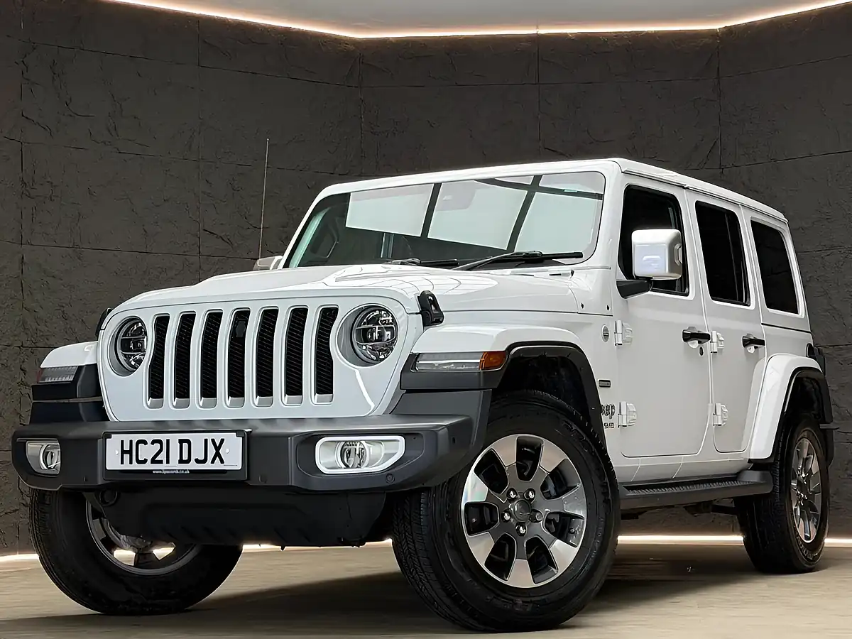 Used 2021 Jeep Wrangler Overland White - Interior and Exterior details 3