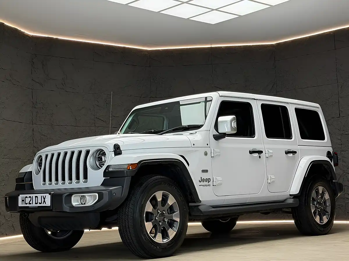 Used 2021 Jeep Wrangler Overland White - Interior and Exterior details 5