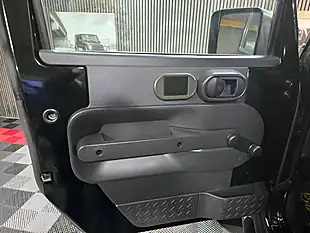 Used 2021 Jeep Wrangler Rubicon Black - Interior and Exterior details 10