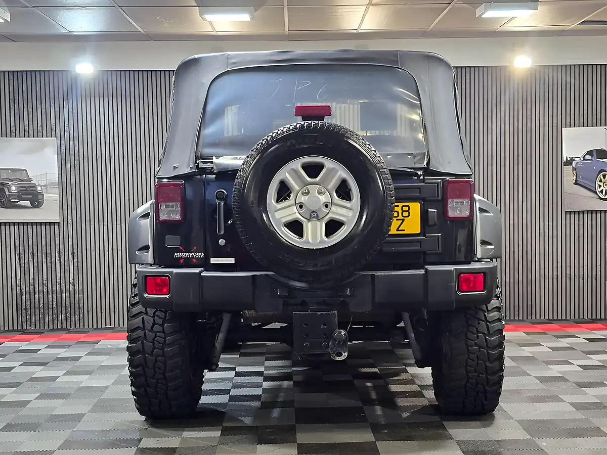 Used 2021 Jeep Wrangler Rubicon Black - Interior and Exterior details 3