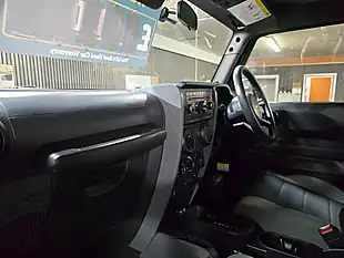 Used 2021 Jeep Wrangler Rubicon Black - Interior and Exterior details 8