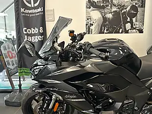 Used 2021 Kawasaki Ninja 1000 Sx Performance Tourer Black - Interior and Exterior details 14