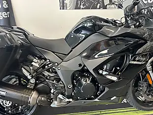Used 2021 Kawasaki Ninja 1000 Sx Performance Tourer Black - Interior and Exterior details 5