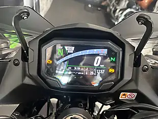Used 2021 Kawasaki Ninja 1000 Sx Performance Tourer Black - Interior and Exterior details 9