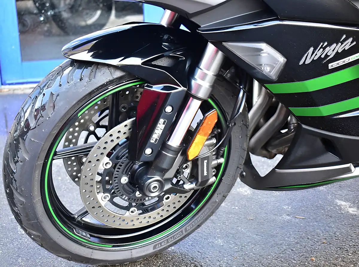 Used 2021 Kawasaki Ninja 1000SX Sports Tourer Grey - Interior and Exterior details 10