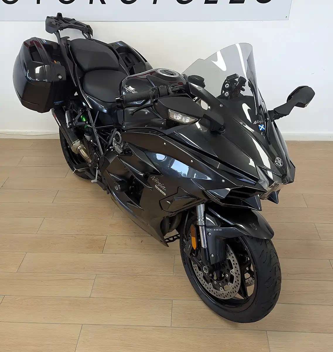 Used 2021 Kawasaki Ninja H2 Sx Grey - Interior and Exterior details 6