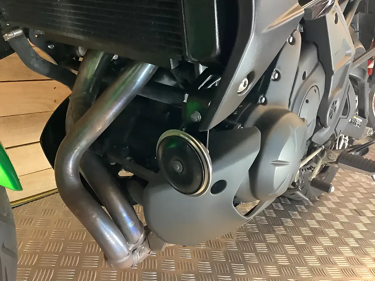 Used 2021 Kawasaki Versys 650 Green - Interior and Exterior details 15