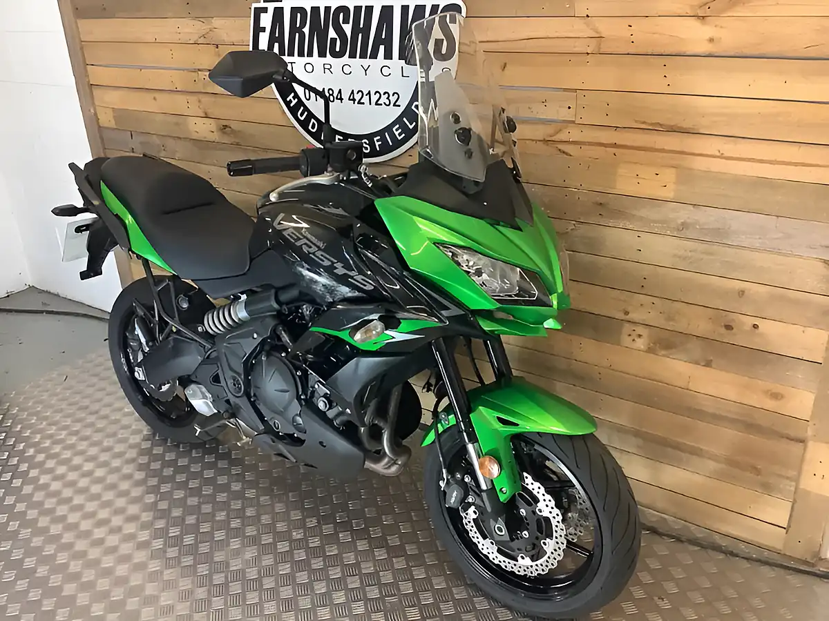 Used 2021 Kawasaki Versys 650 Green - Interior and Exterior details 5