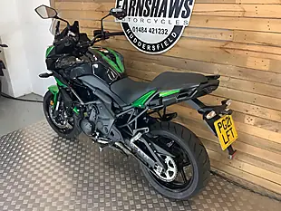 Used 2021 Kawasaki Versys 650 Green - Interior and Exterior details 6