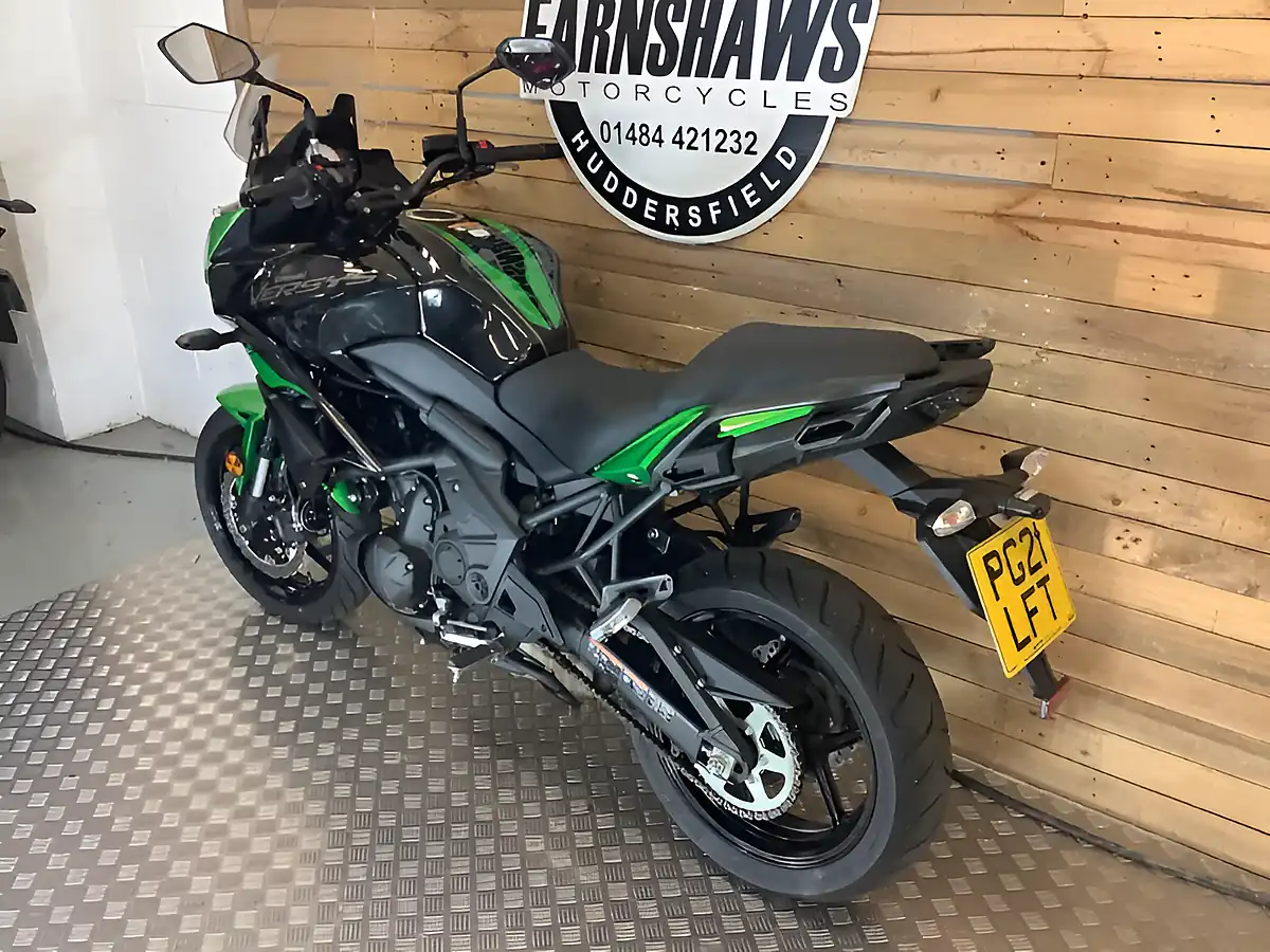 Used 2021 Kawasaki Versys 650 Green - Interior and Exterior details 6