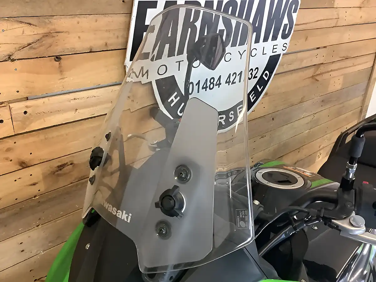 Used 2021 Kawasaki Versys 650 Green - Interior and Exterior details 8