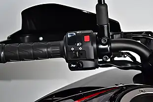Used 2021 Kawasaki Versys 650 Metallic Moondust Grey - Interior and Exterior details 15