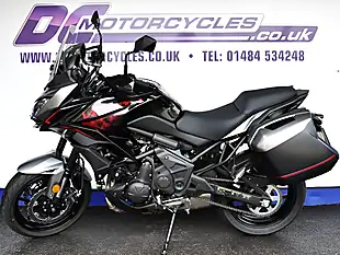 Used 2021 Kawasaki Versys 650 Metallic Moondust Grey - Interior and Exterior details 2