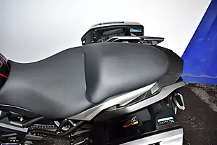 Used 2021 Kawasaki Versys 650 Metallic Moondust Grey - Interior and Exterior details 20