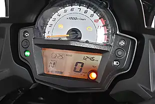 Used 2021 Kawasaki Versys 650 Metallic Moondust Grey - Interior and Exterior details 3