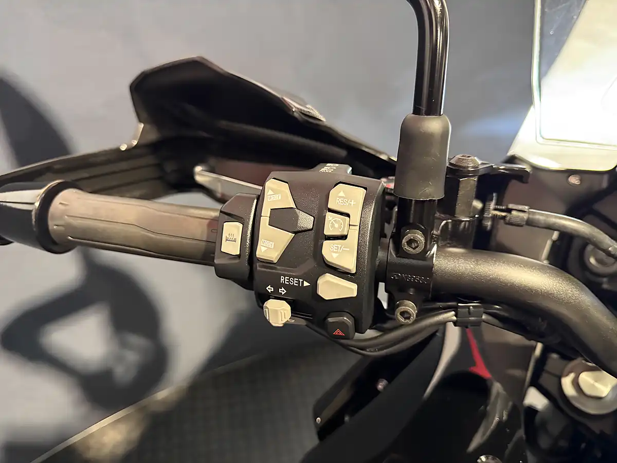 Used 2021 Kawasaki Versys - Interior and Exterior details 14