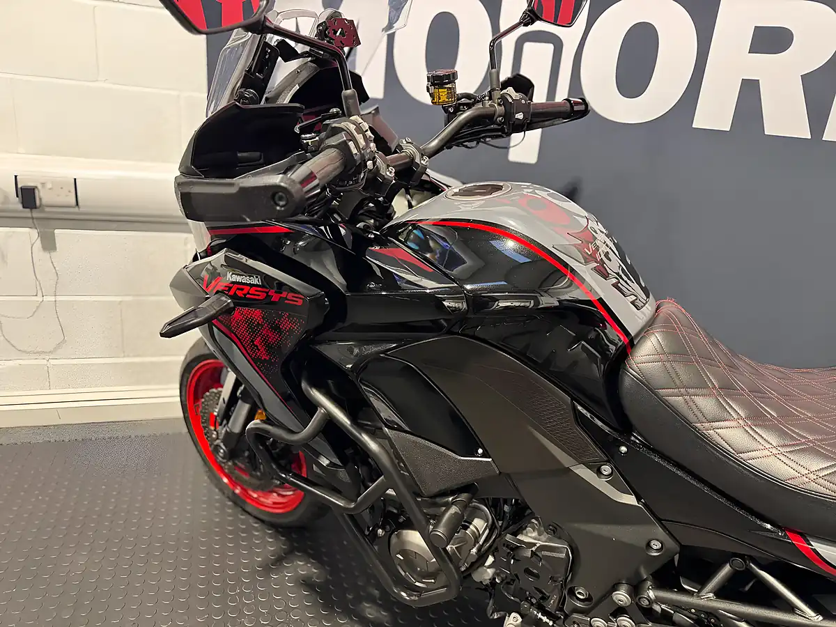 Used 2021 Kawasaki Versys - Interior and Exterior details 17