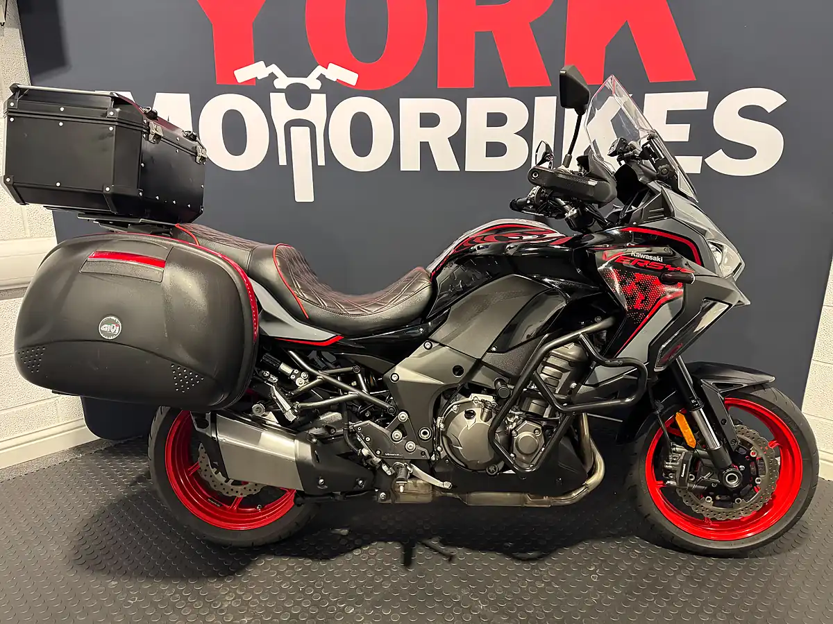 Used 2021 Kawasaki Versys - Interior and Exterior details 3