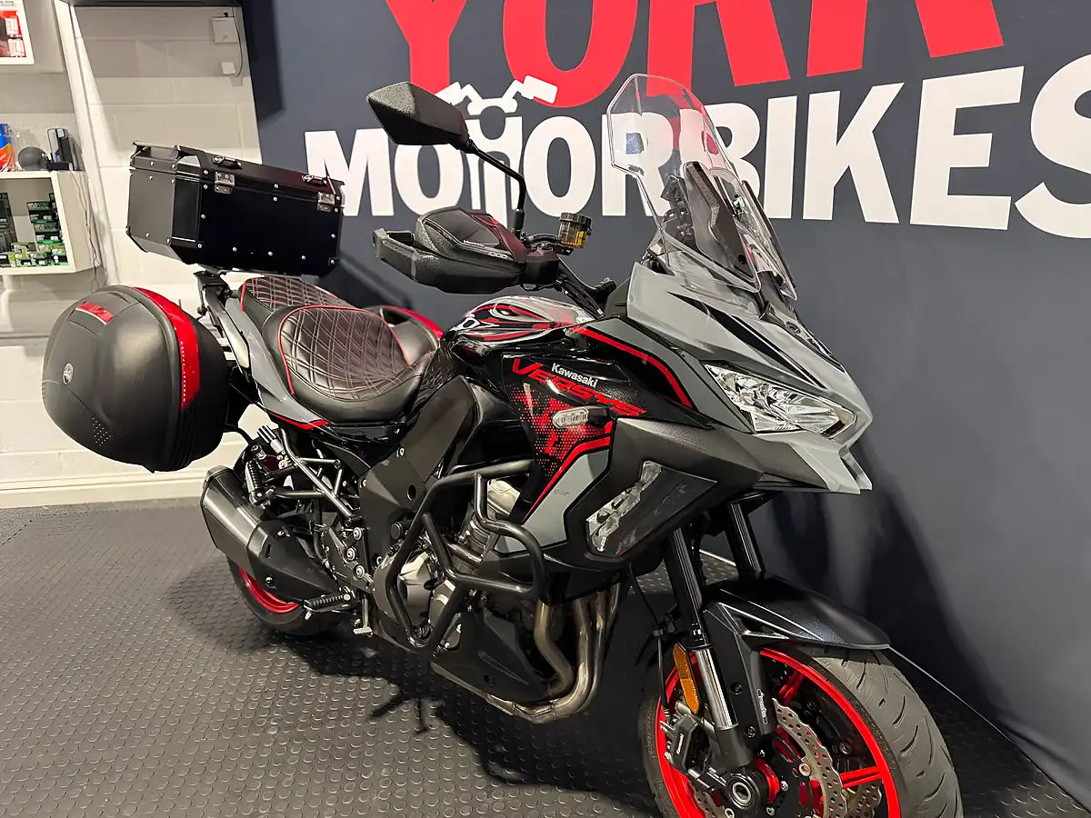 Used 2021 Kawasaki Versys - Interior and Exterior details 5
