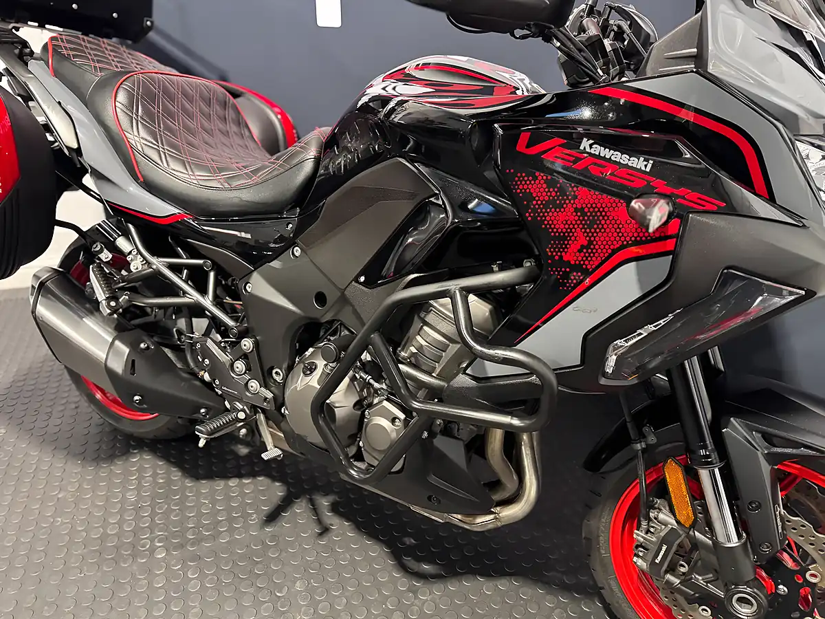 Used 2021 Kawasaki Versys - Interior and Exterior details 9