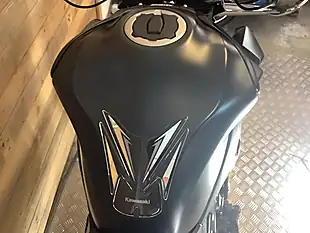 Used 2021 Kawasaki Z 900 Se Supernaked Green - Interior and Exterior details 10