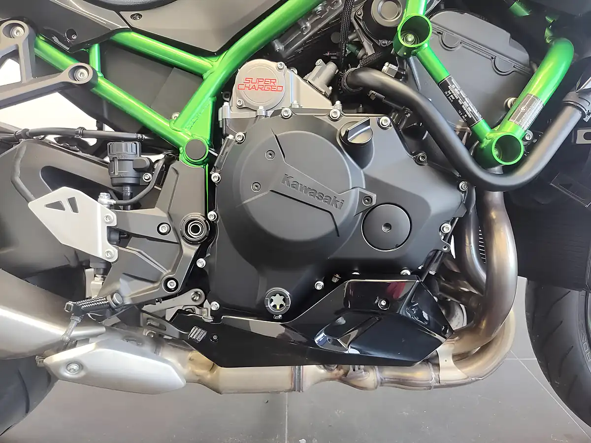 Used 2021 Kawasaki Z H2 - Interior and Exterior details 6