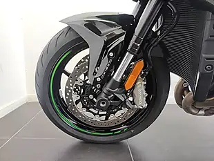 Used 2021 Kawasaki Z H2 - Interior and Exterior details 8