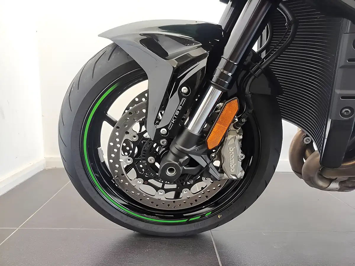 Used 2021 Kawasaki Z H2 - Interior and Exterior details 8