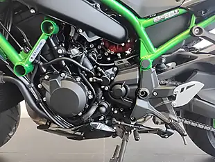 Used 2021 Kawasaki Z H2 - Interior and Exterior details 9
