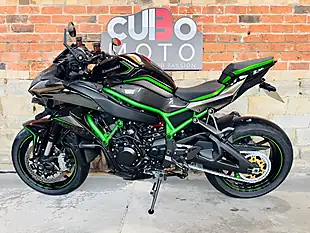 Used 2021 Kawasaki Z H2 Supernaked Black - Interior and Exterior details 11