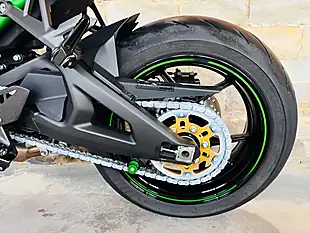 Used 2021 Kawasaki Z H2 Supernaked Black - Interior and Exterior details 17