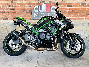 Used 2021 Kawasaki Z H2 Supernaked Black - Interior and Exterior details 2