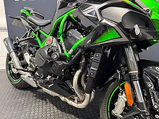 Used 2021 Kawasaki Z - Interior and Exterior details 9