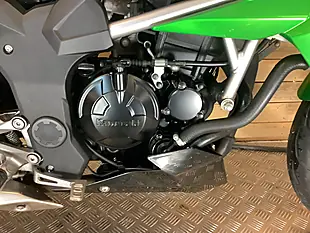 Used 2021 Kawasaki Z Supernaked Green - Interior and Exterior details 17