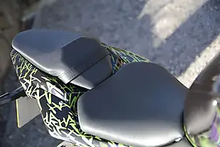 Used 2021 Kawasaki Z Supernaked Green - Interior and Exterior details 4
